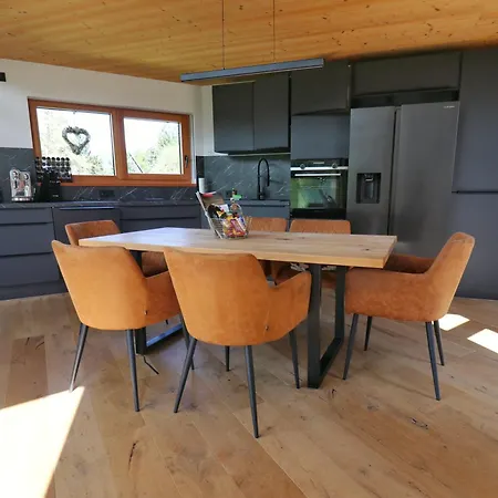 Tolle Bergvilla Im Osterzgebirge Villa